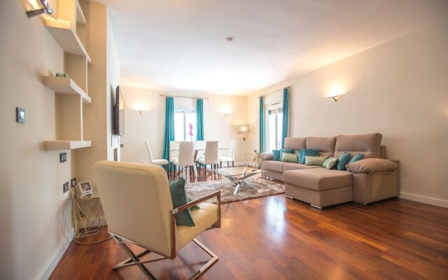 OleHolidays Apartamento Muelle Ribera 328