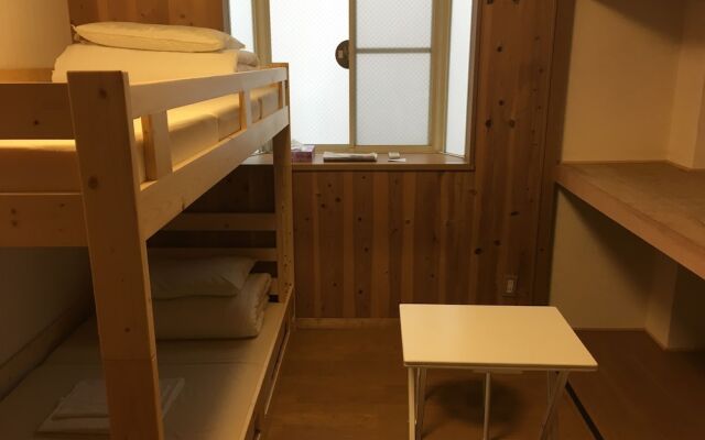 T's Guest House - Hostel