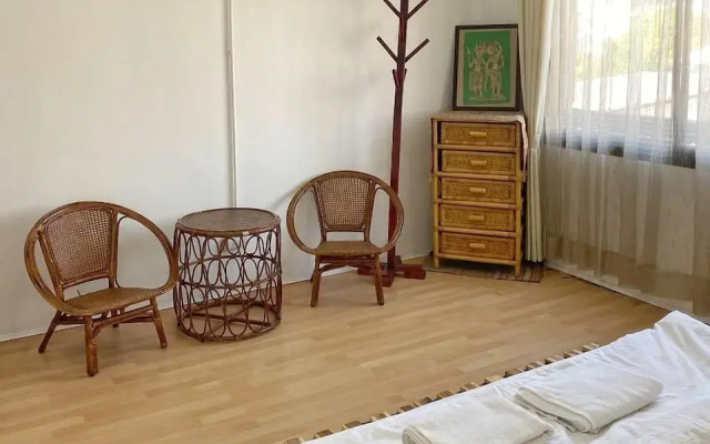 Petit Espace Hostel