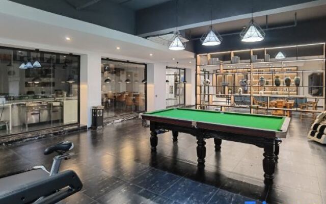 Jinglan Yipin Hotel (Jingdezhen Taoxichuan Branch)