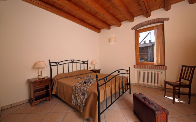 Residence Borgo Mondragon