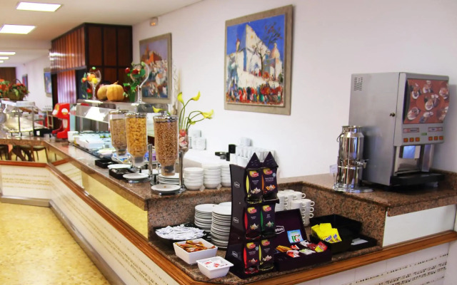 Hotel Tropical