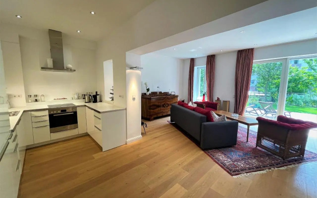 Deluxe Apartments Christina 120 m2 im Design Hotel Vosteen