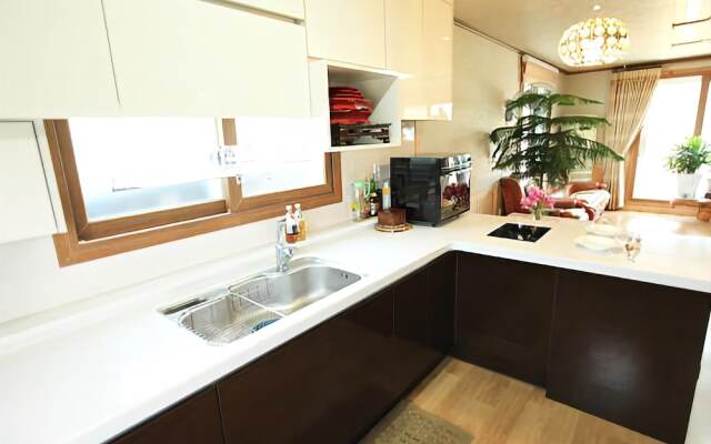 Jeju Happy Cabin Pension