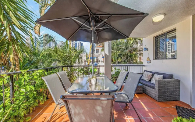 Premium 1 Bedroom Apartment Sleeps 4
