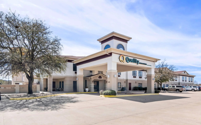 Quality Inn & Suites - Granbury