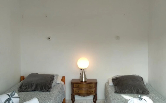 Sea front apartment in Platja Pals with terrace and parking