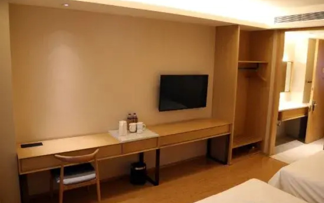 Ji Hotel Pingyao Ancient City