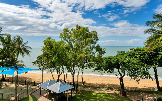 Beachfront Apartments on Trinity Beach