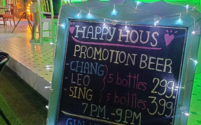 MaHaNa Hostel & Beach Bar Pattaya