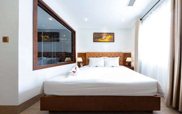 Отель Sana Danang Beach