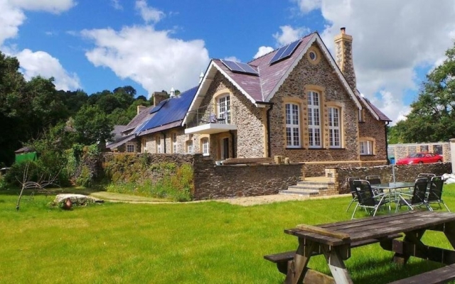 old School Holiday let