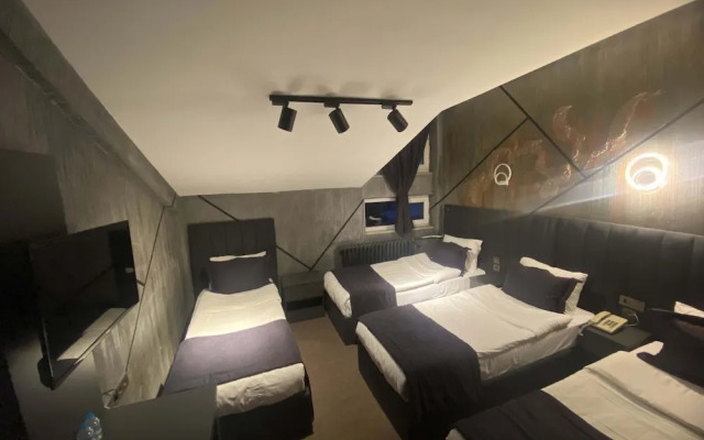 Lizbonia Hotel