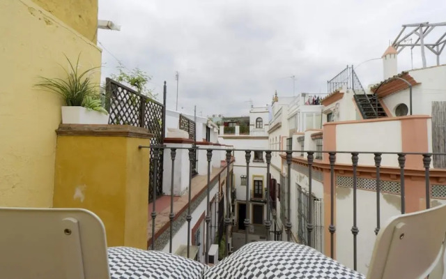 RentalSevilla Estudio con terraza junto a la Alameda