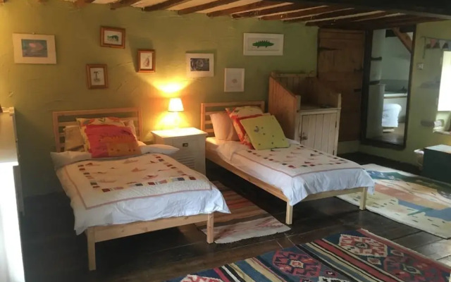 Beautiful 6-bed Home in Brecon