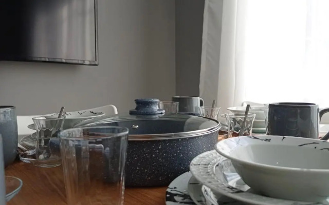 Cute Home in Historical Area 3B