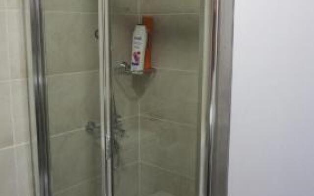 Lazuli Beachfront Apartment 144