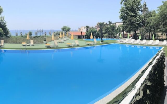 Silica Residence Hotel