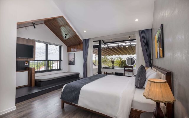Charm Champion Villa Hoian