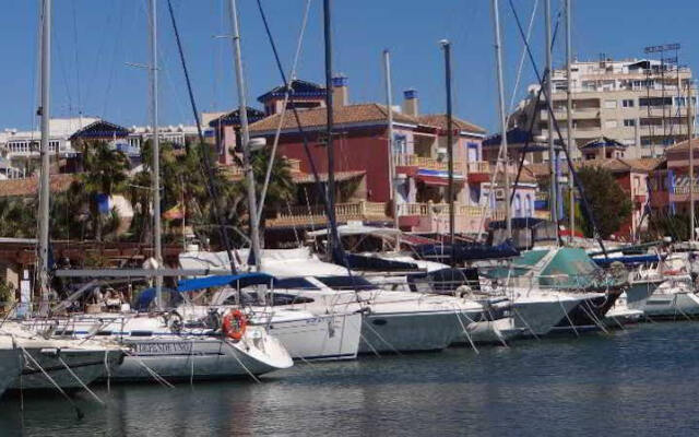 Apartamentos Marina Internacional