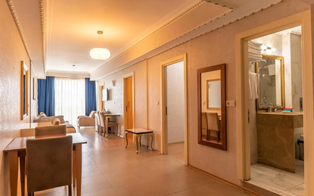Grand Karot Otel