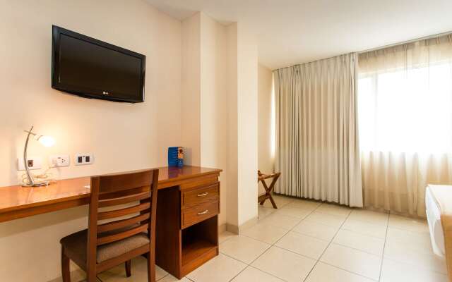 Wyndham Costa del Sol Pucallpa
