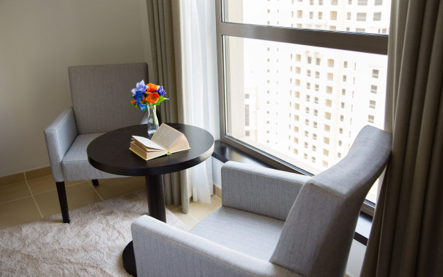 Beach Apartment with Amazing Sea Views