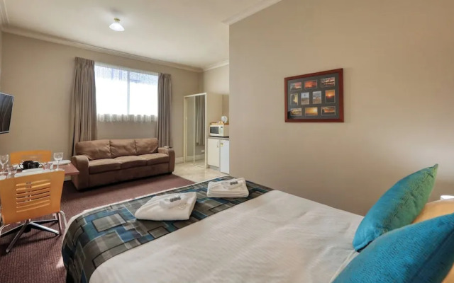 Silver Haven Motor Inn