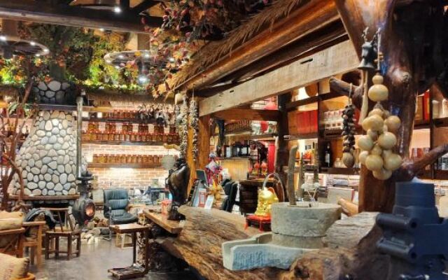 Huaxiwan Country Holiday Hostel