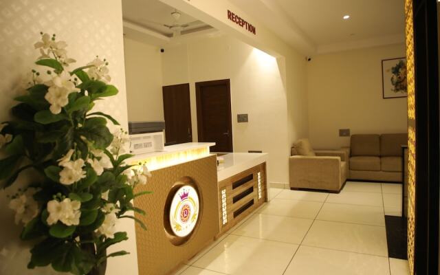 Rajathadri Royal Inn