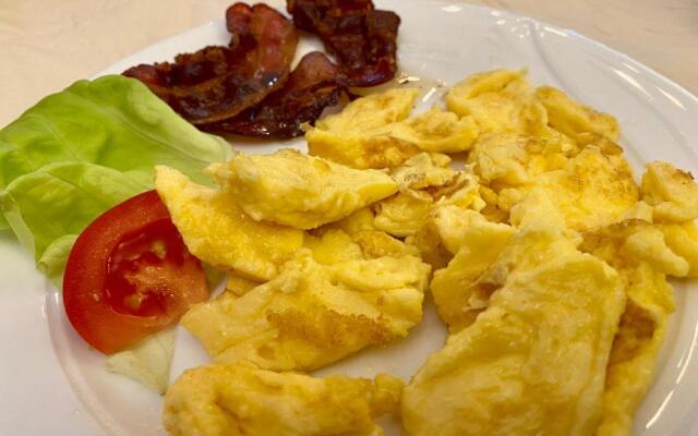 Kreuzerhof Hotel Garni