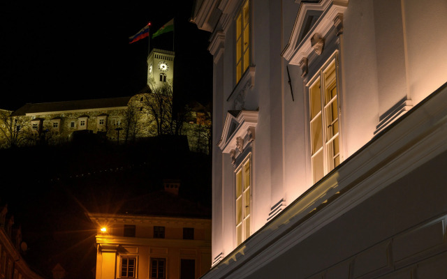 Zlata Ladjica Boutique Hotel