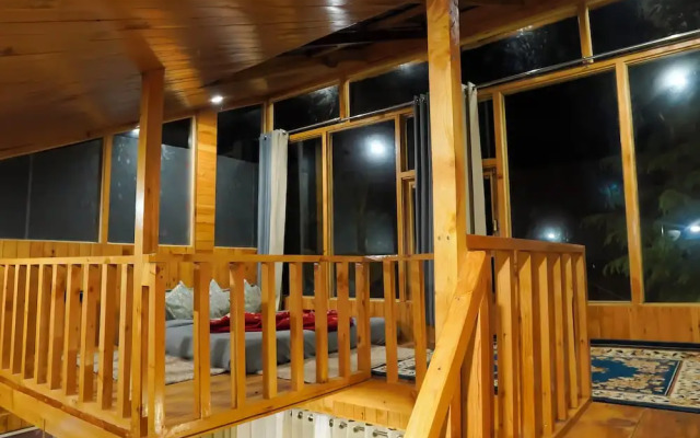 WOW Treehouse & Cottages