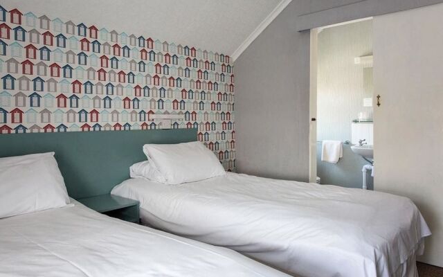 Sandcliff Guest House