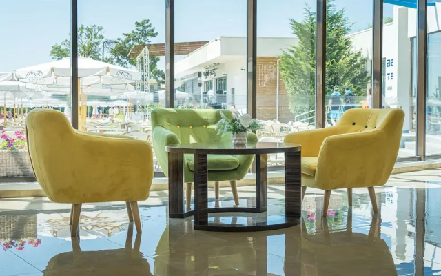 Mera Resort - Hotel Mera Sky