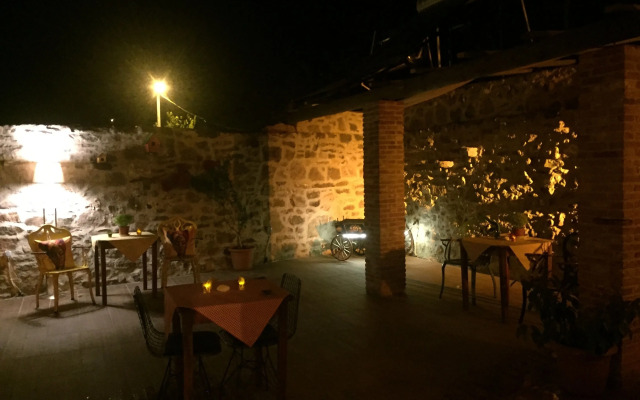 Hayat Alti Otel Ayvalik (Adults Only)