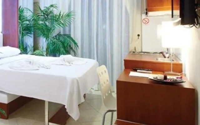 Seahorse Deluxe Apart Hotel