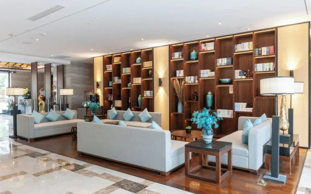 SSAW Boutique Shanghai South Xuhui RiYueGuang