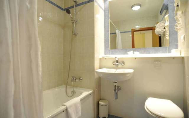 Travelodge Alicante Puerto