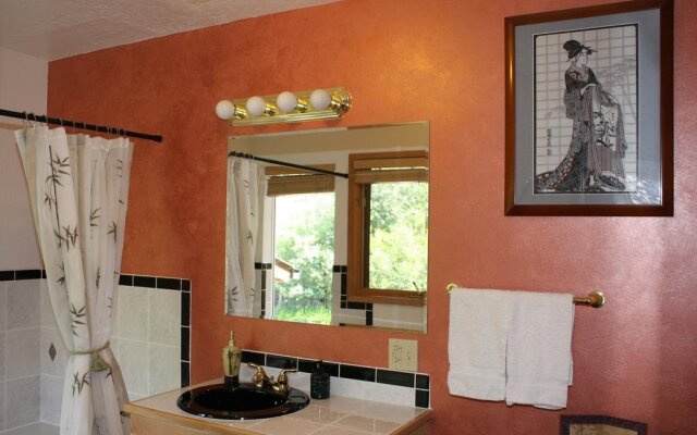 Blue Mountain Bed & Breakfast