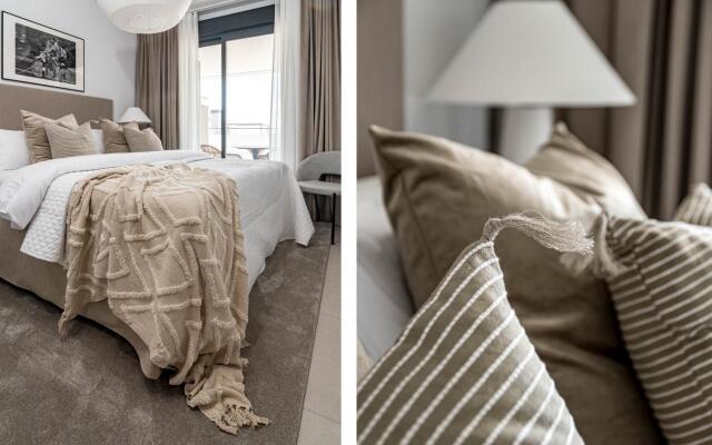 LME13.3A- Modern and luxury flat close to port