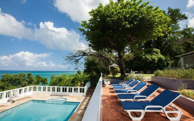 Wag Water Villa, Ocho Rios 3BR