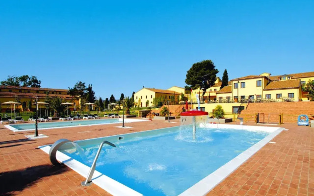 Apartment With Balcony in Poggio All'agnello