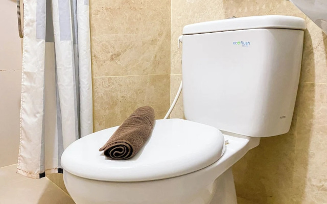 Homey And Good Place 2Br Transpark Bintaro Apartment