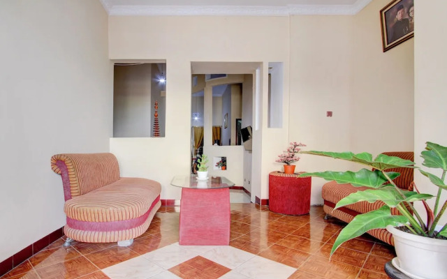 OYO 94003 Anjuk Ladang Homestay