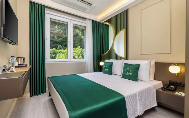 Sistina Old City Hotel