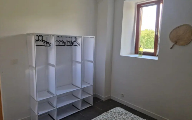 Apartment With Swimming Pool, Wifi