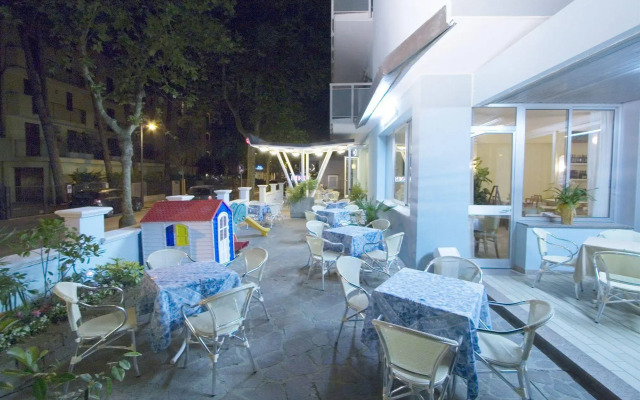 King Hotel