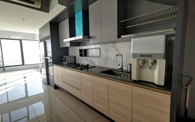 Family Suite Sunrise Gurney Penang