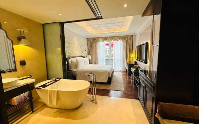 Golden Sun Hotel - Dalat